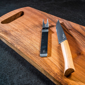 Large walnut cutting board