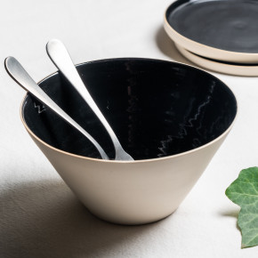 Black laquered salad bowl