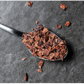 Raw cocoa chips