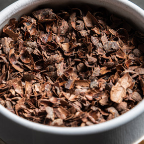 Organic cocoa peel infusion