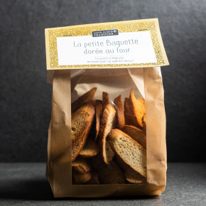 La petite baguette dorée au...