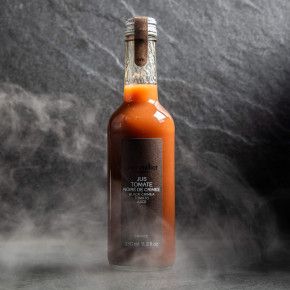 Jus de tomate noire de crimée