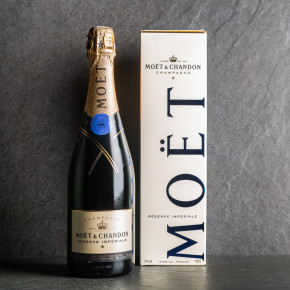 Gigantesque coffret cadeau avec Champagne et Foie Gras - Achat