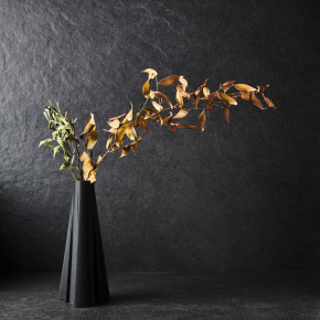 Aero Vase - Ebony