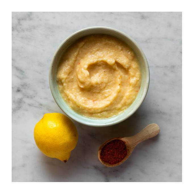 Cream of asparagus tips with lemon zest and Espelette pepper