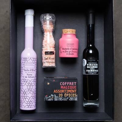 La fête des mères approche ! Découvrez nos beaux coffrets thématiques pour l’occasion. 

#epiceriefine #aixenprovence #aixmaville #madeinfrance #fabricationfrancaise #lamaisonfrancaise #delicatessen #gastronomie #ideecadeau #fetedesmeres #cadeauxfemme #cadeaugourmand #coffretcadeau