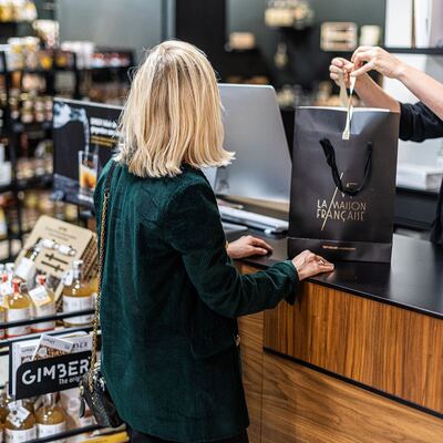 Nous avons le plaisir de vous accueillir jusqu’à 19h30 pour votre shopping gourmet !

#epiceriefine #frenchfood #gastronomie #aixenprovence #aixmaville #shopping #madeinfrance #fabricationfrancaise #lamaisonfrancaise #produitsfrancais #lifestyle
