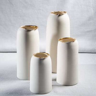Les vases Candles apporteront à votre intérieur une délicate touche de raffinement et de poésie.

#shopping #madeinfrance #fabricationfrancaise #lamaisonfrancaise #decoration #lifestyle #design #interiordesign #aixenprovence #aixmaville #epiceriefine #vase #porcelaine #céramique #cadeau #ideecadeau #ideecadeauxnoel #giftideas #cadeaunoel